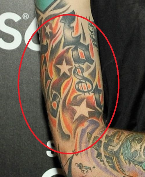 Tatouage MGK EAST 216