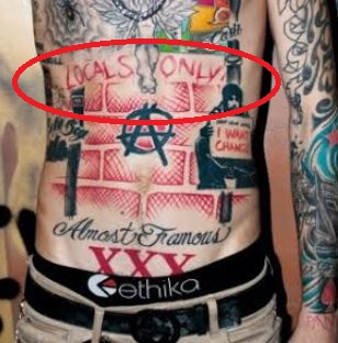 Machine Gun Kelly LOCAUX SEULEMENT Tatouage
