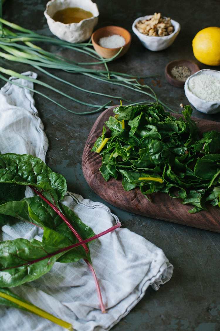 rețetă de pesto vegan pregătește nuci de brânză întinse