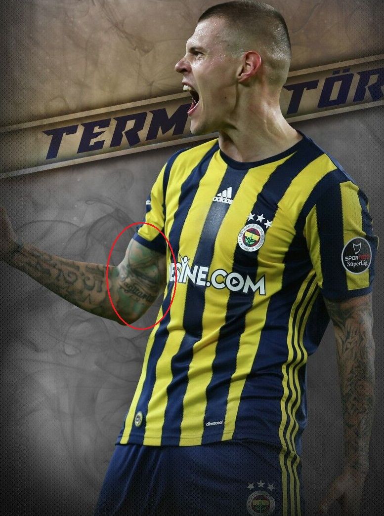 Martin Skrtel tetovaža na desni roki bicep01