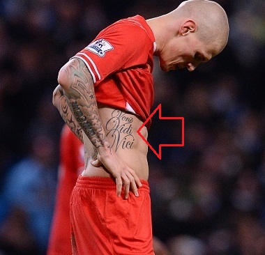 Martin Skrtel Tetovaža na desni strani