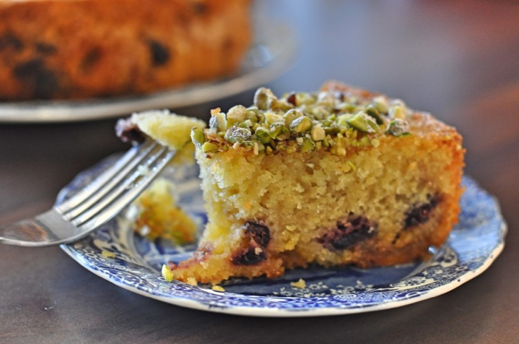 Faceți-vă propriul tort de marțipan Rețete de cireșe de Paște