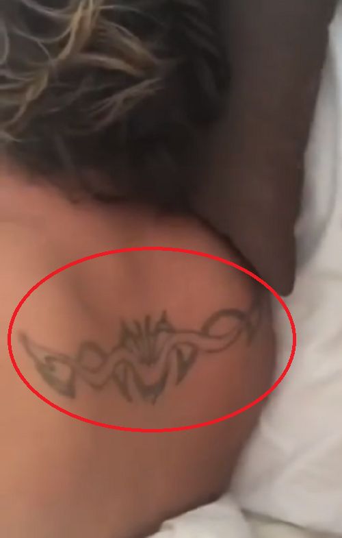 Matthew Smith-Plemenska tetovaža