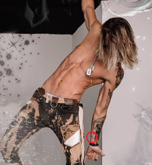 Matthew Smith-Tetovaža letećih ptica