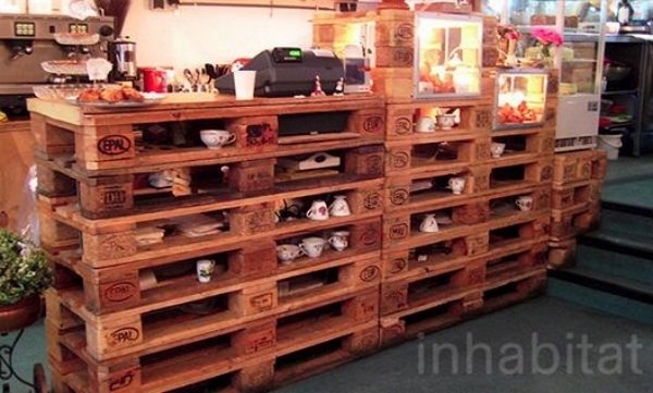 De Laatste Kruimel Café palete din lemn mobilier casetă