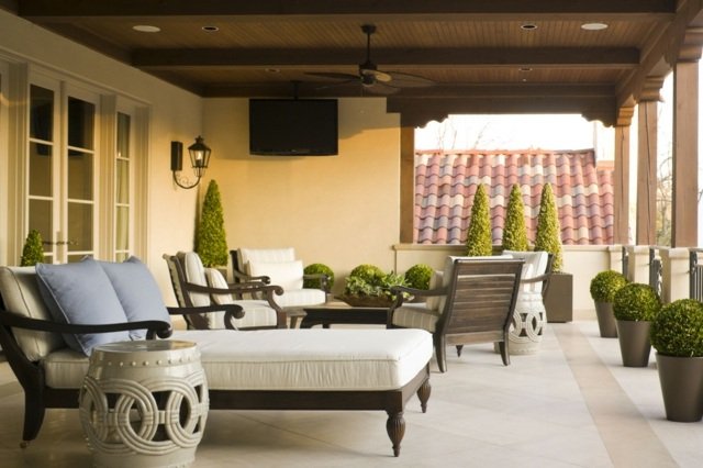 Casă balcon design clasic ghivece din bușteni Ghivece din bușteni tăiate măsuță clasică