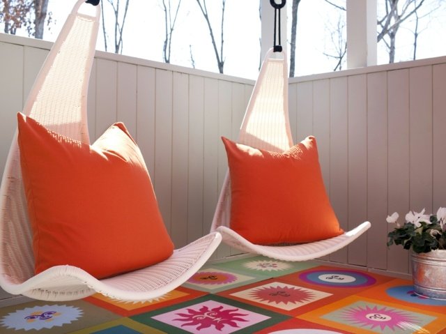 Scaun suspendat covor flori balcon design copii Balconul cu flori de covor creează idei originale pentru copii