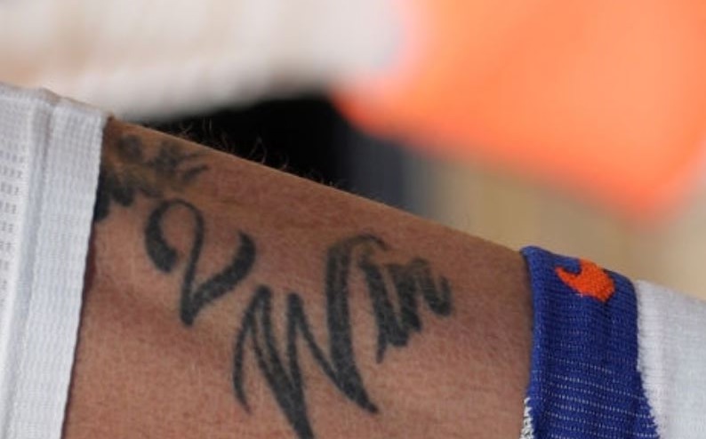 Tatuagem de perna de Michael