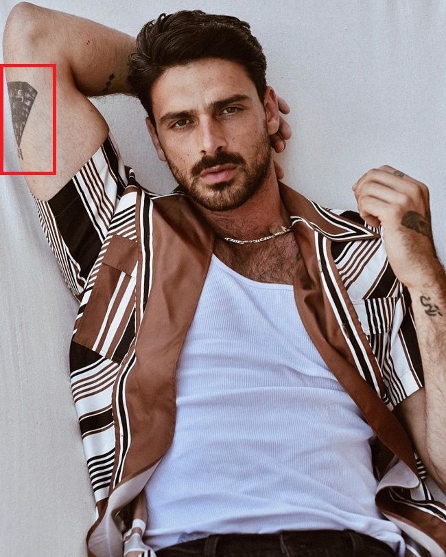 Michele Morrone-Notre-Dame d'Aparecida-tatouage