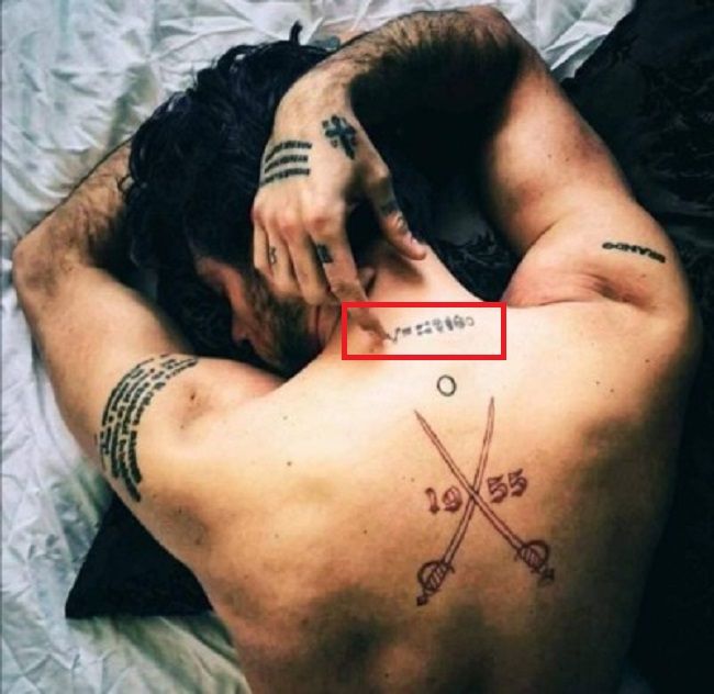 Michele Morrone-tatouage-dos