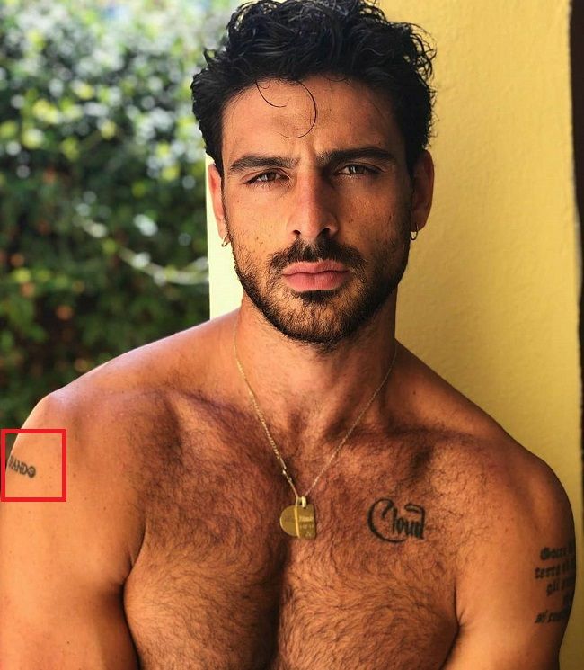 Michele Morrone-BRANDO-tatouage