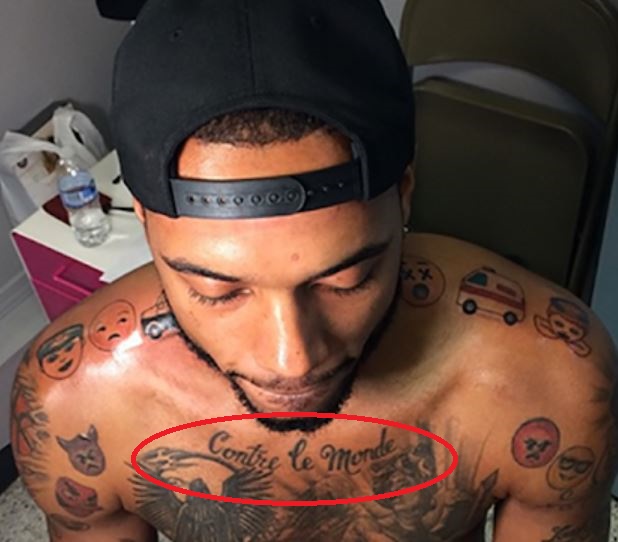 Tetovaža na prsih Mike