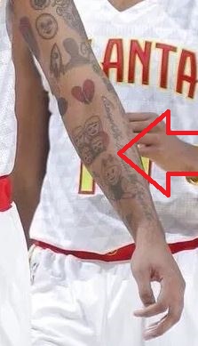 Mike Scott 4GIRL smeški