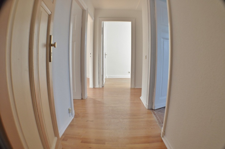Planificați mutarea și calculați orice costuri de mutare Planificați o mutare-cameră-copil-apartament-mutare-chirie