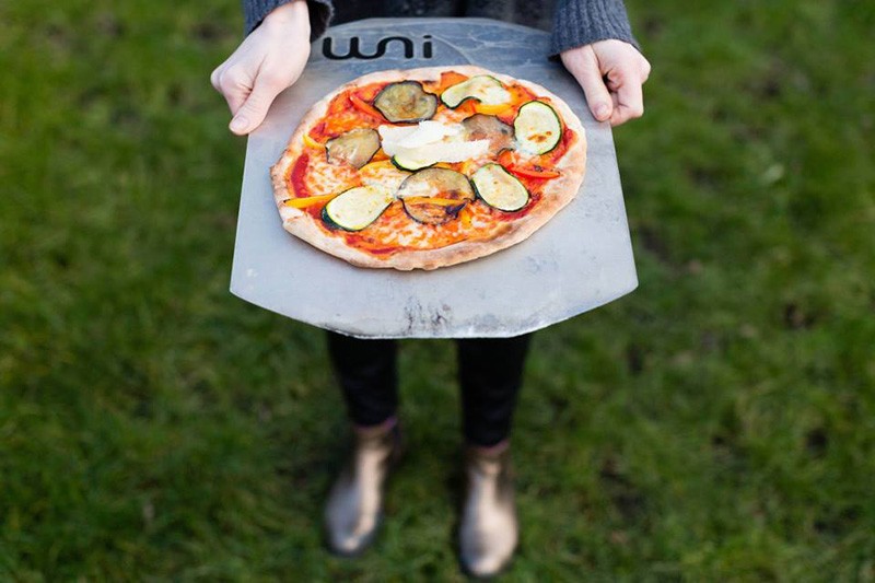 Coaceți pizza în cuptorul pentru pizza în doar 2 minute mobil-pelet-pizza-cuptor-uuni-2-pizza-garden-baking