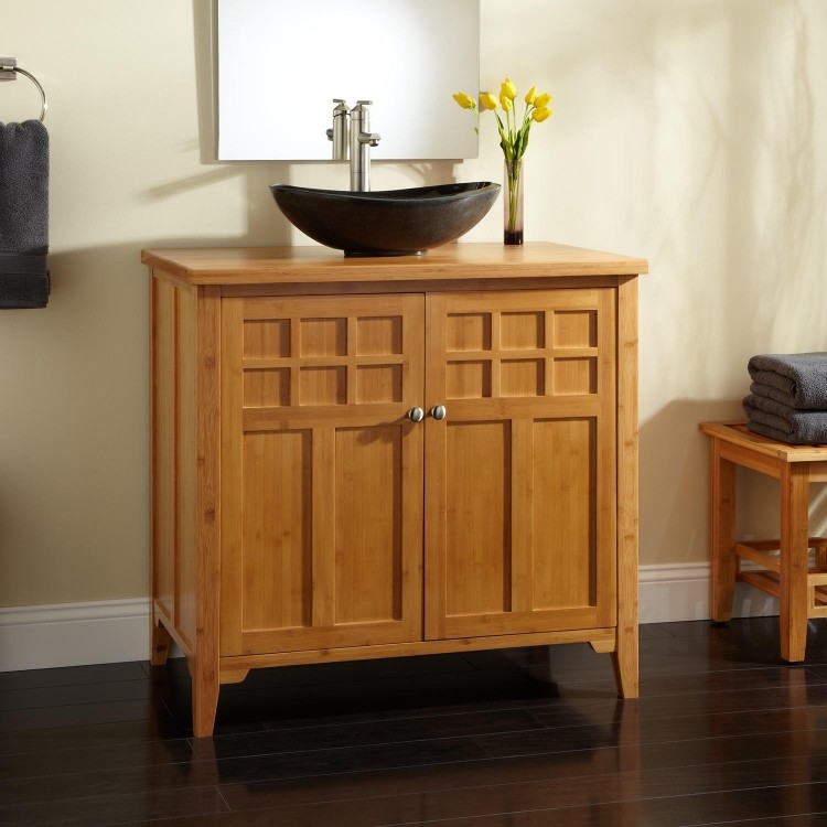 design clasic al dulapului de spălare din bambus și lavoar oval mobilier-baie-bambus-idei-moderne-spălat-dulap-blat-lavoar-oval-negru-piatră-natural-robinet-oglindă