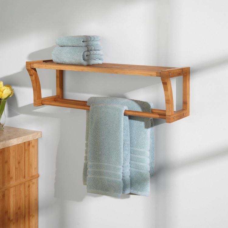Suport prosoape din bambus cu raft pentru montare pe perete mobilier-baie-bambus-idei-moderne-prosoape-raft-lemn-agatat-de-perete