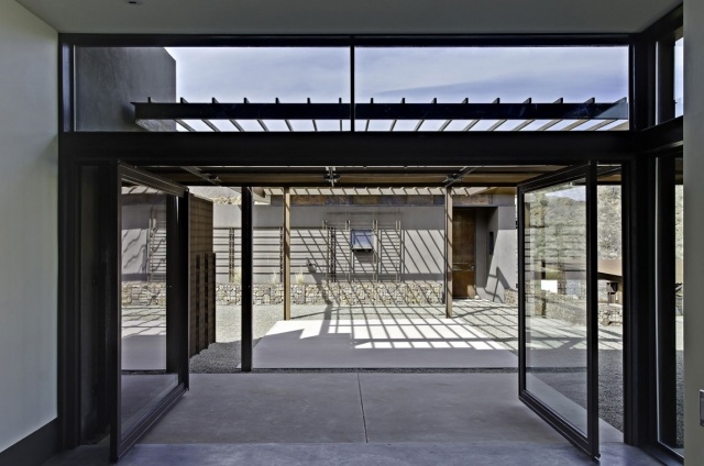 reședință modernă casă mare trei clădiri din sticlă