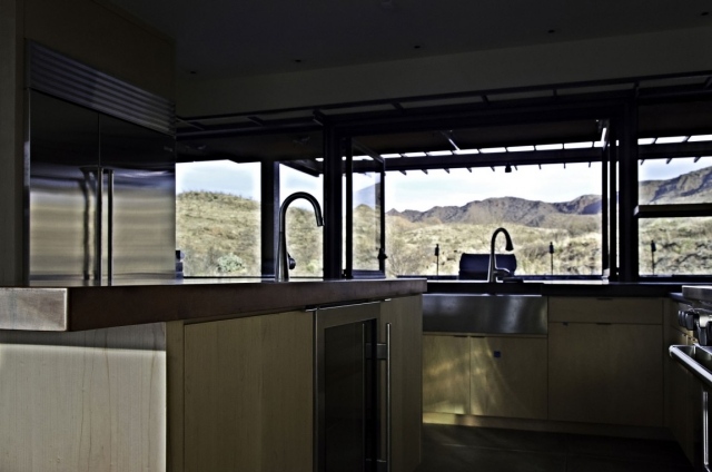 bucătărie modernă vedere natură îndepărtată echipament nou