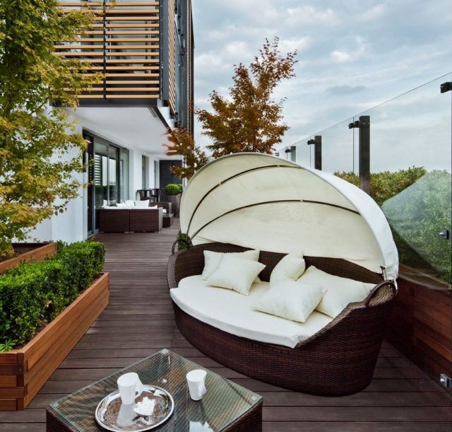 idei terasa plantator lemn ratan salon pat baldachin idei de terasa lemn-plantator-ratan-salon-pat-baldachin