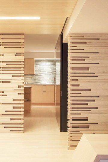 amenajari interioare apartamente moderne panouri din lemn deco apartament-modern-design-interior-panou-din-lemn-deco