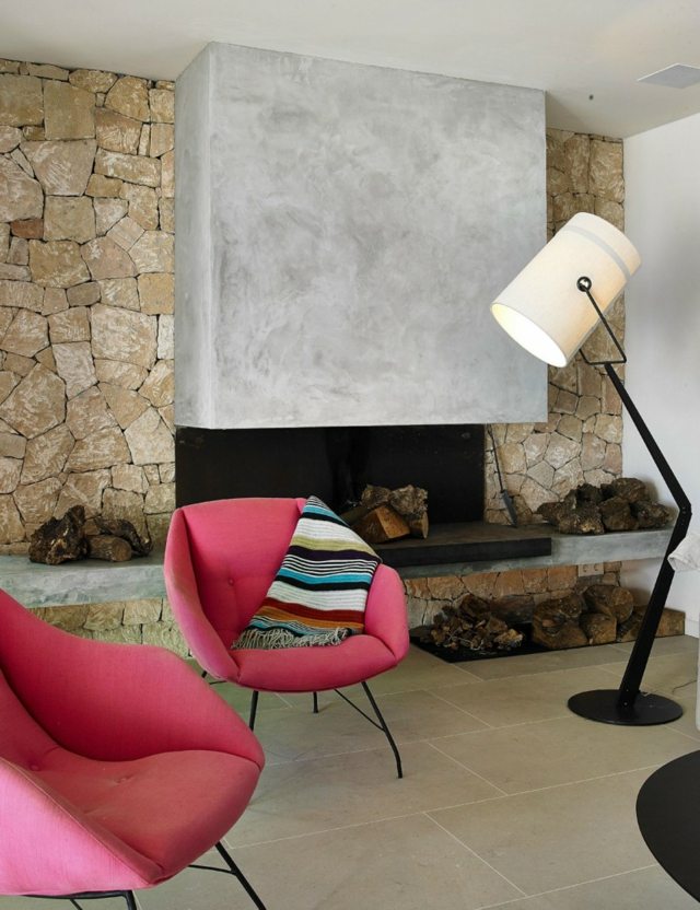 amenajarea scaunelor roz lampă de podea tapițată în șemineu