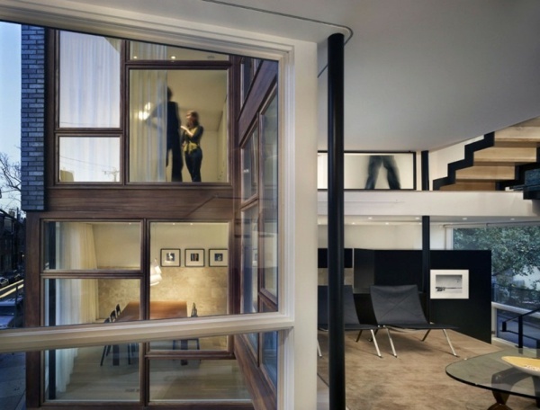 arhitectură modernă casă de colț mare sufragerie familială mobilier din lemn arhitectură modernă casă de colț