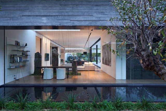 casa de vis israel piscina curte efect oglinda perete de sticla casa de vis tel aviv piscina curte efecte oglinda perete de sticla