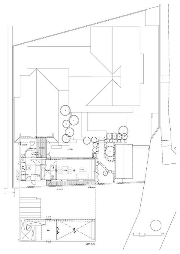 casă construită în harta de localizare a copacului din grădină casă în grădină construită în jurul unui plan de amplasare a copacilor