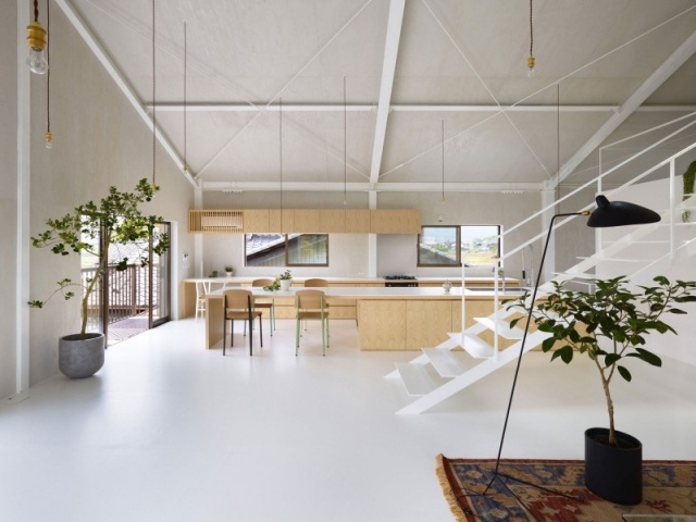casa Japonia living deschis bucatarie zona de luat masa casa moderna Japonia zona deschisa living living bucatarie zona de luat masa
