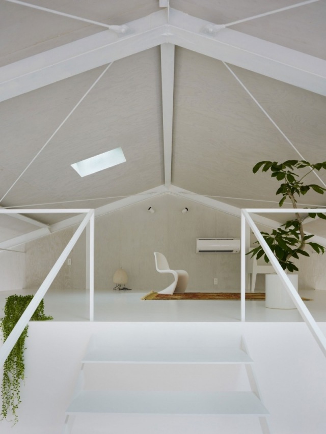 clădire modernă de apartamente Japonia plan deschis etaj alb casa moderna Japonia plan deschis etaj alb