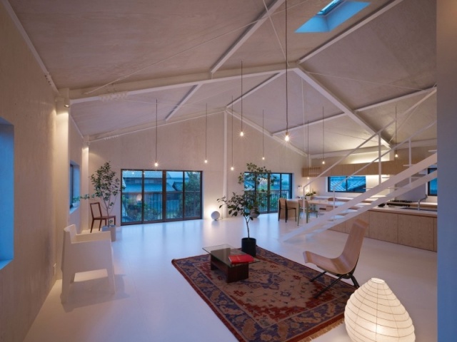 plan deschis etaj Japonia becuri de iluminat plan deschis etaj modern casa din Japonia aprind becuri