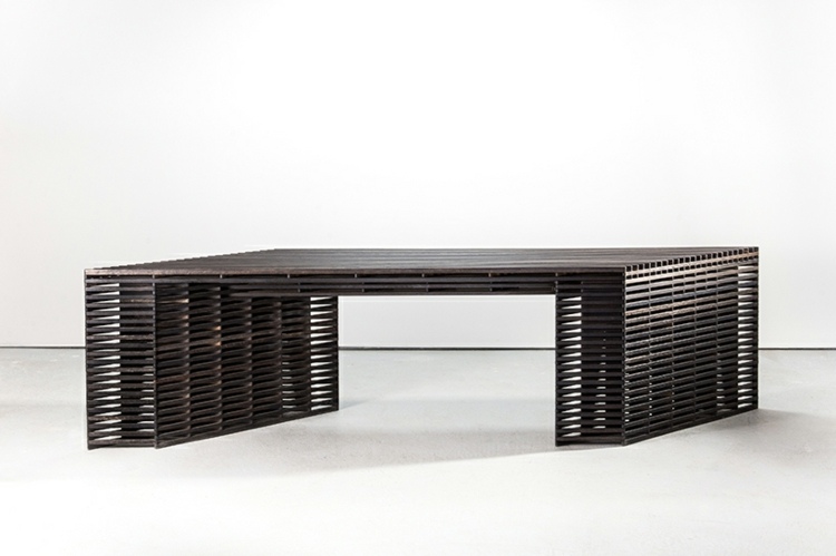 Mobilier negru din lemn mobilier-lemn-masă-mică-înălțime-reglare-masă-masă