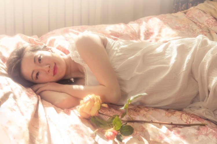 Cămașă de noapte pentru femei albă fără mâneci lungă vintage