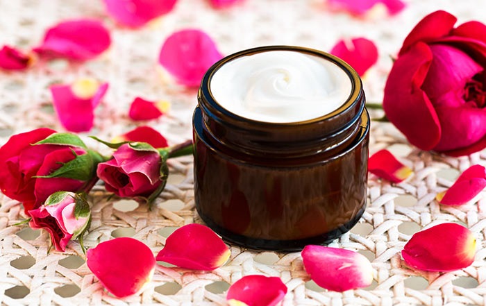 Faceți-vă crema de piele cu glicerină