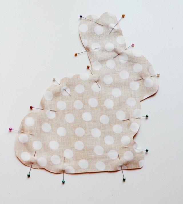 Tehnici cu țesături de iepuraș de Paște începători rapide Tehnici pentru începători rapide Pasul 3