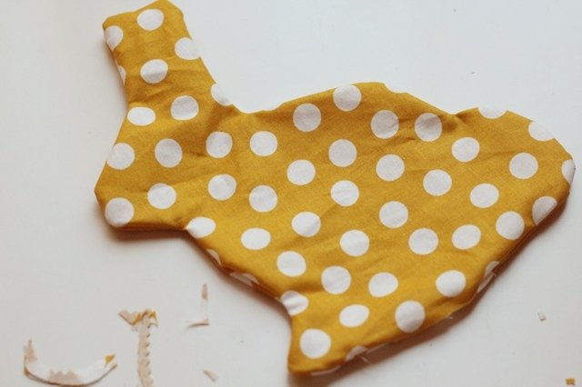 Instrucțiuni de confecționare rapidă a pernei de iepuraș de Paște Instrucțiuni de elaborare Pasul 5 rapid