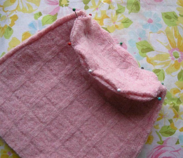 Coș de Paște coș de culoare roz fată Coș de Paște culoare roz fată pasul 2