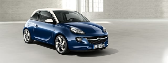 Opel Adam cu vopsea albastră Opel Adam exterior acoperiș albastru alb