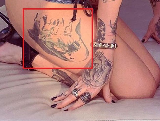 Ophelia Rain Thigh-Tattoo