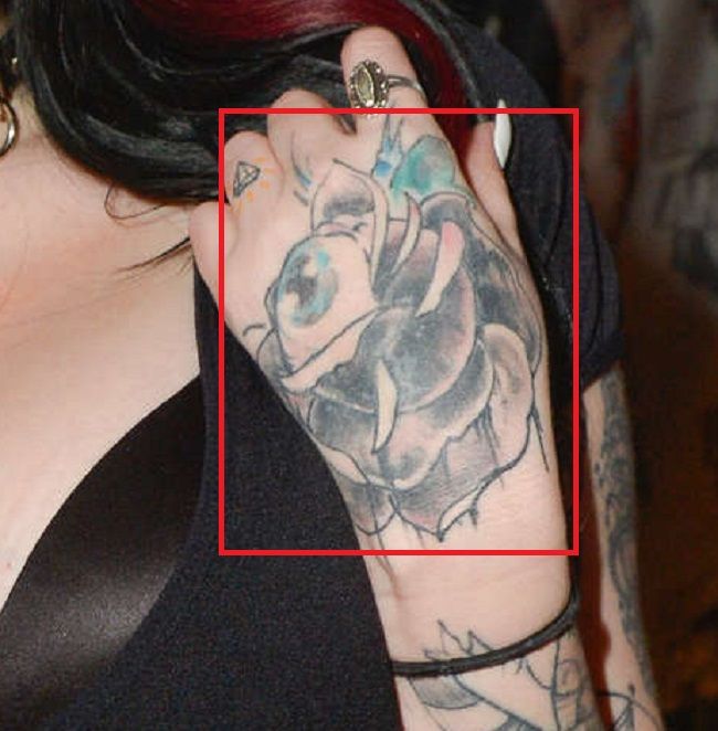 Ofélia Chuva-Mão Esquerda-Tatuagem