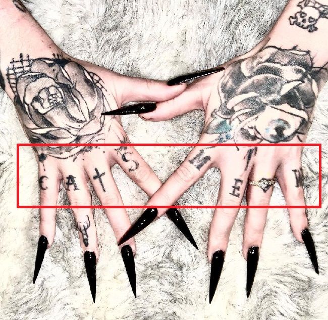 Ophelia Rain - Tatuagem de Miau de Gatos