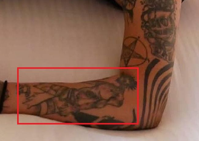 antebraço esquerdo da chuva de ophelia