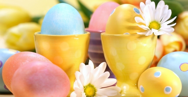 vopsea colorată decora puncte cupă de ou Pictura cu ouă de Paște decorează idei de puncte