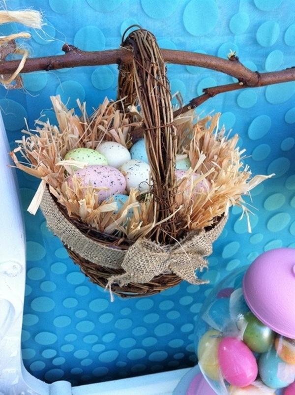 Coș de Paște țesut cu înveliș de paie, decorațiuni de masă de jucării