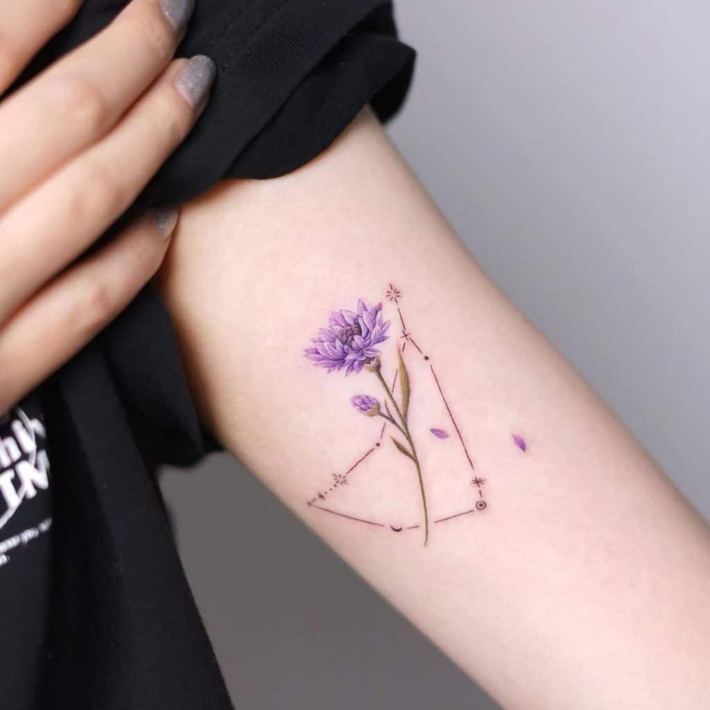 Tatuagens de estrelas, tatuagem salva, 18