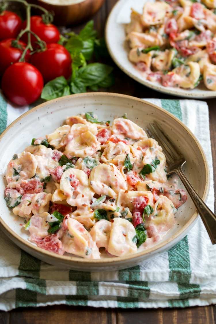 Paste cu sos de legume rețete tortellini cu conținut scăzut de calorii cina sănătoasă