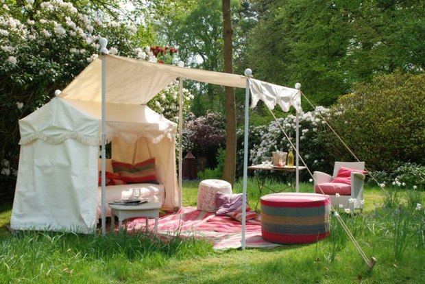 Cort de grădină idee frumoasă organizează plan de petrecere în grădină idee frumoasă organizează petrecere în grădină planificare pentru doi