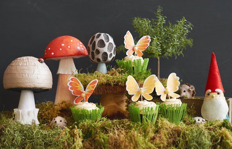 ciuperci tinker diorama toamna fluturi pitici hârtie