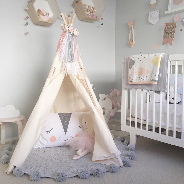 Tipi cort pepinieră culori pastelate